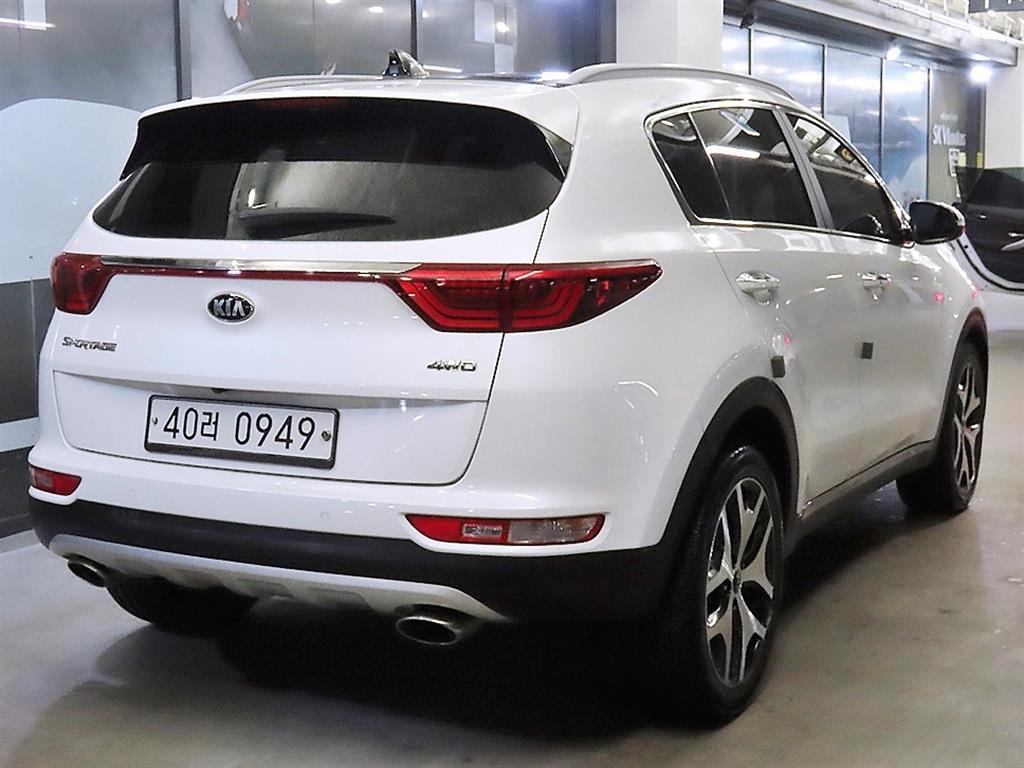 KIA Sportage - Vista 4