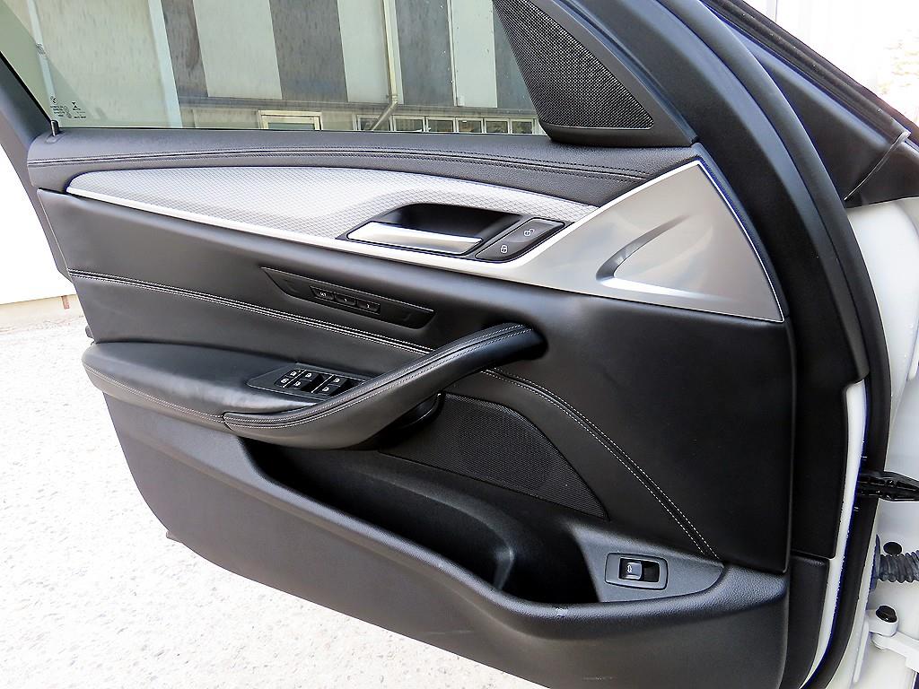 BMW 5 Series - Vista 12