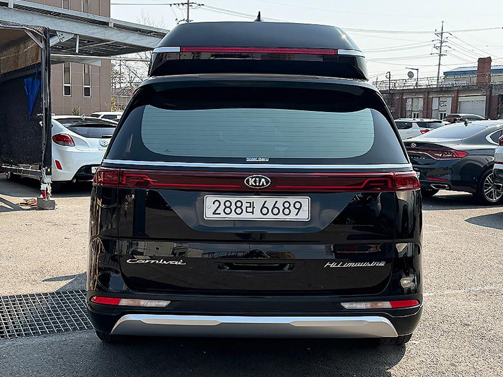 KIA Carnival - Vista 4