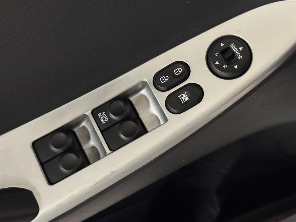 HYUNDAI Accent 2012 Plateado - Importación desde Corea - HF Imports Iquique - Foto 19