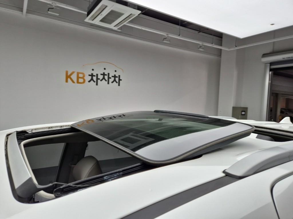 KIA Carnival - Vista 10