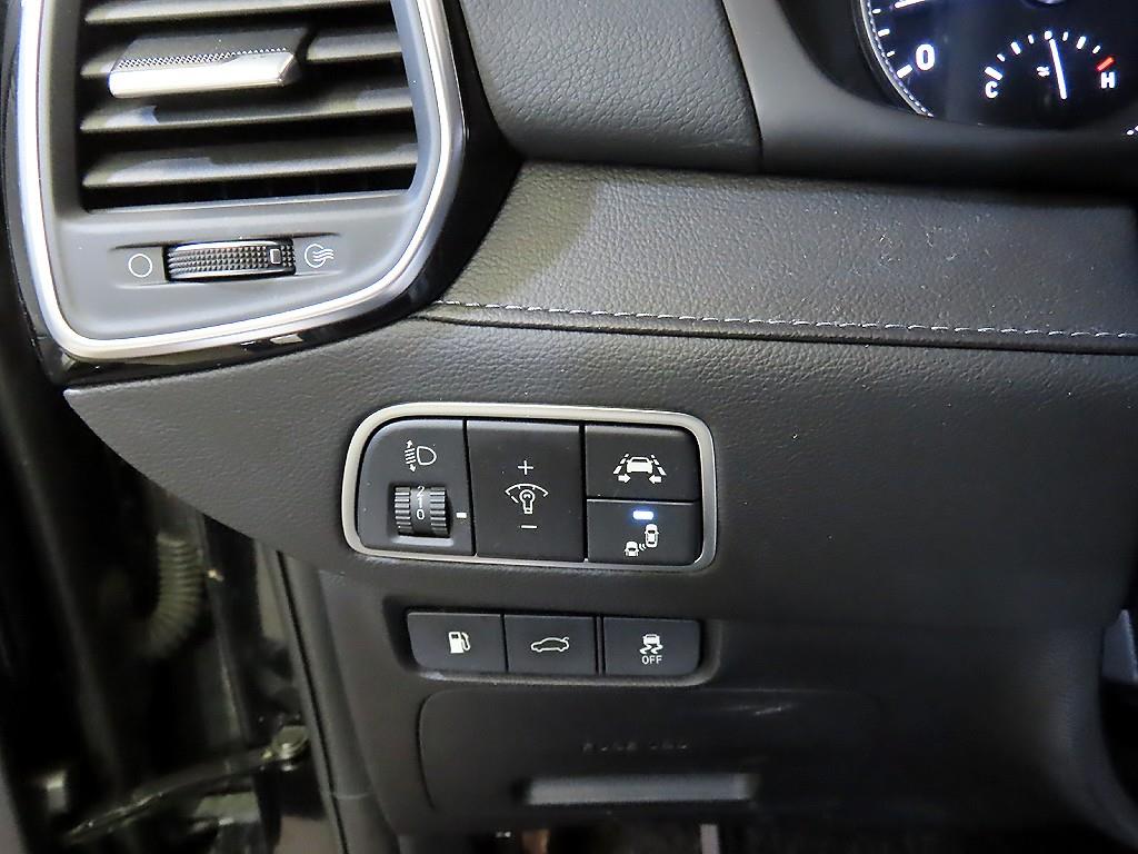 HYUNDAI Grandeur 2018 Negro - Importación desde Corea - HF Imports Iquique - Foto 18