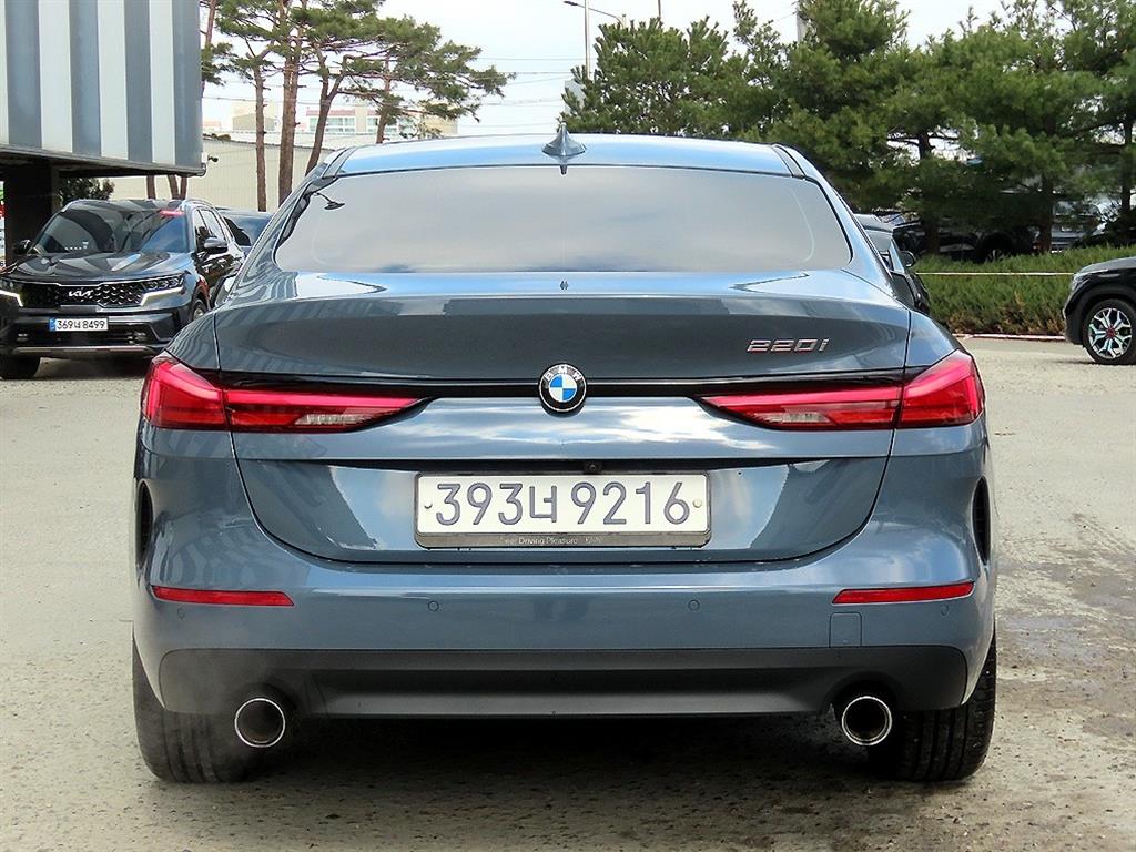 BMW 2 series - Vista 4