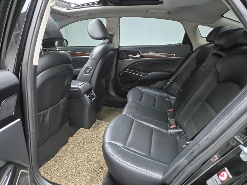 KIA K7 2016 Negro - Importación desde Corea - HF Imports Iquique - Foto 15