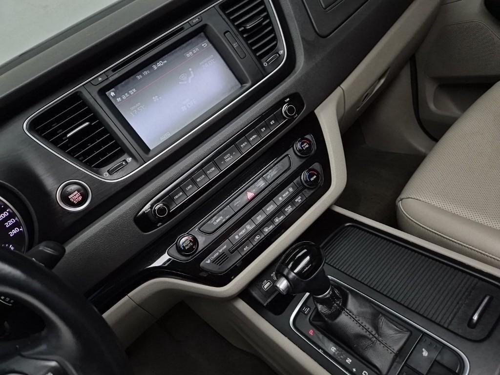 KIA Carnival 2015 Blanco - Importación desde Corea - HF Imports Iquique - Foto 14