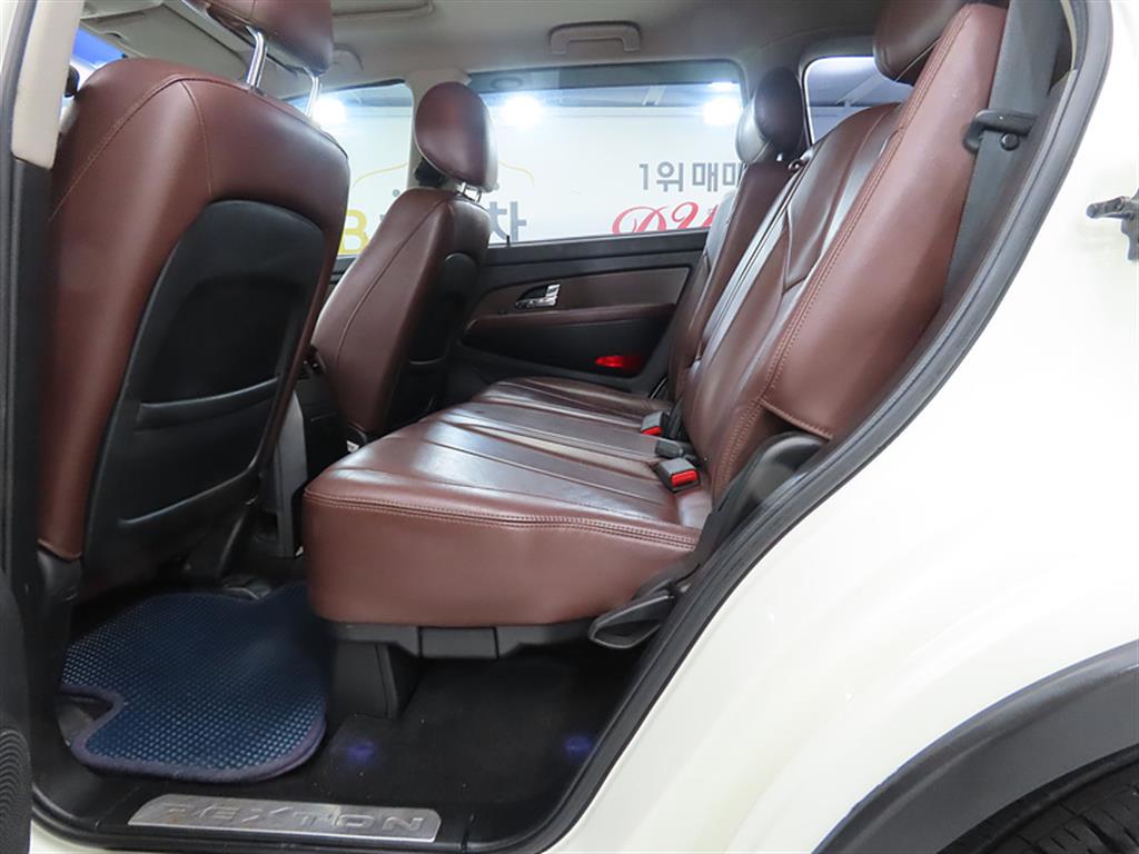 Ssangyong Rexton - Vista 6