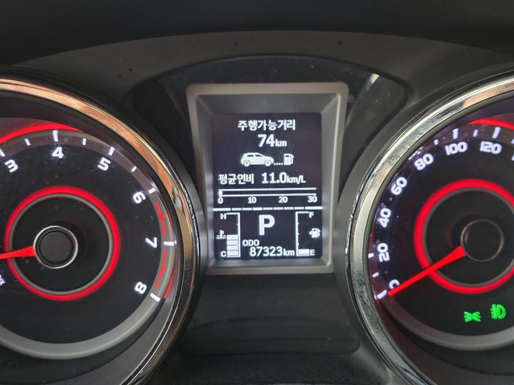 Ssangyong Tivoli - Vista 9