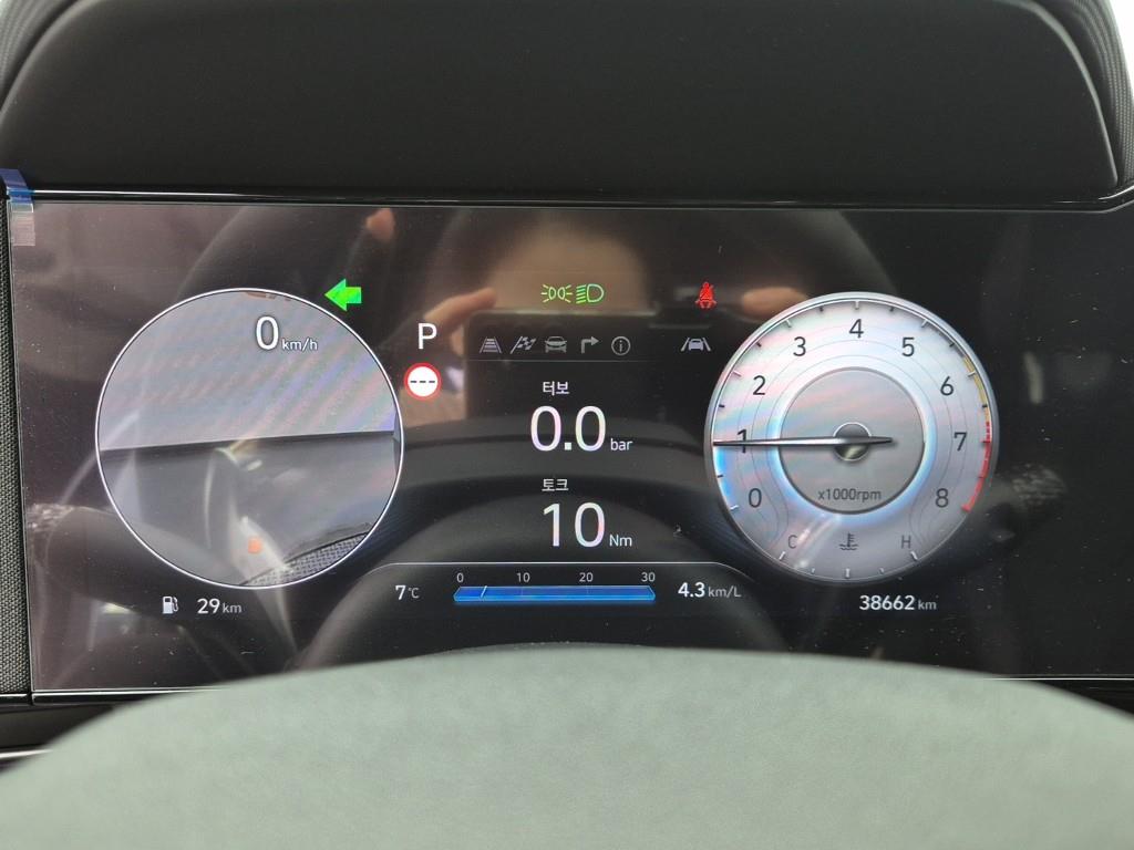 HYUNDAI Avante - Vista 7