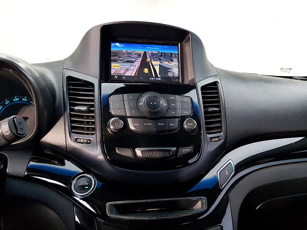 Chevrolet Orlando 2012 Plateado - Importación desde Corea - HF Imports Iquique - Foto 13