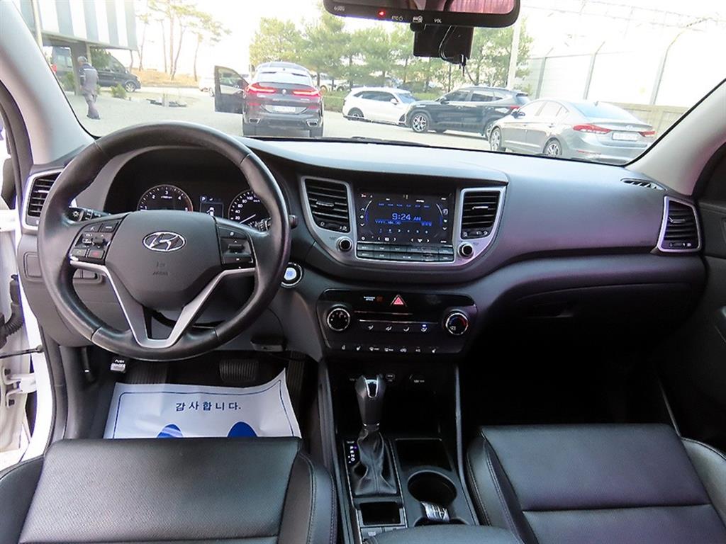 HYUNDAI Tucson - Vista 7