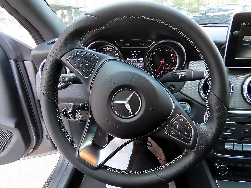 Mercedes Benz CLA Class - Vista 8