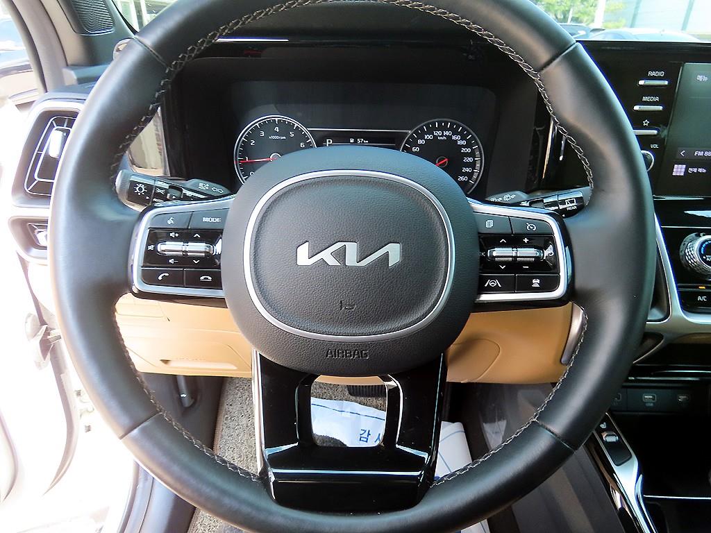 KIA Sorento - Vista 8