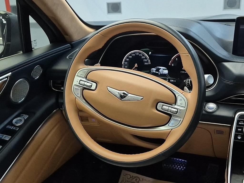 Genesis GV80 - Vista 9