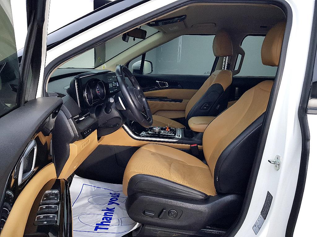 KIA Carnival - Vista 8