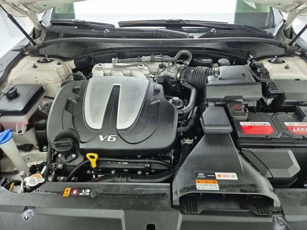 HYUNDAI Grandeur - Vista 5