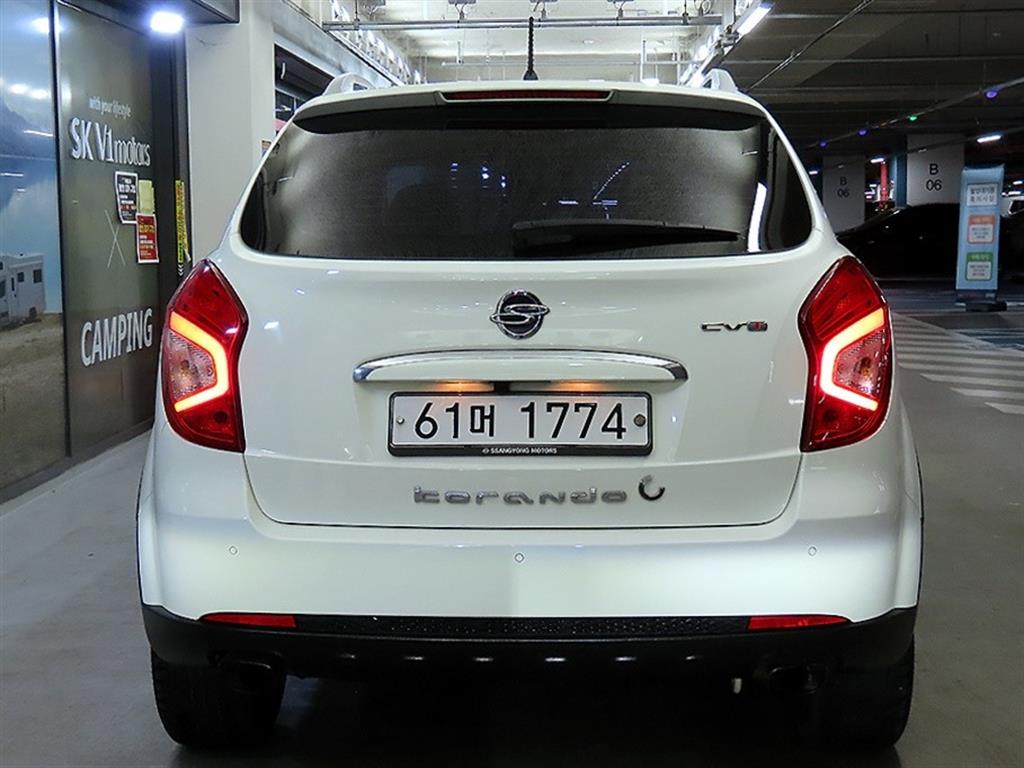 Ssangyong Korando - Vista 5