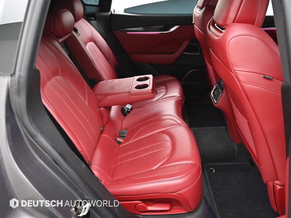 Maserati Levante - Vista 12