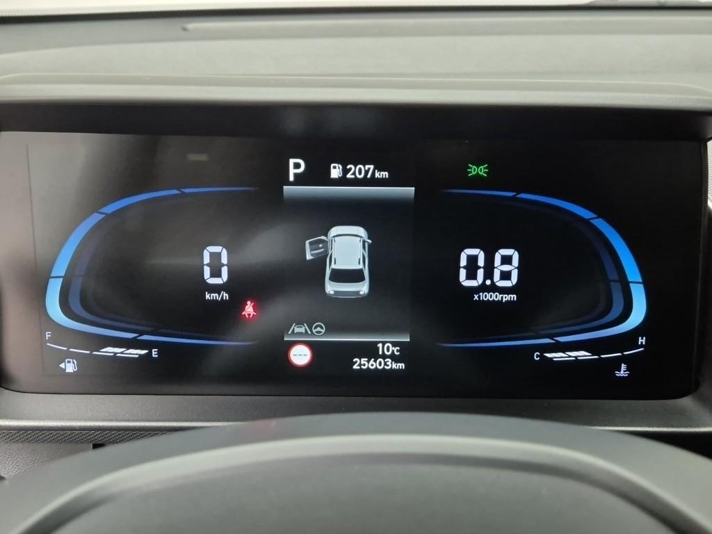 HYUNDAI Casper - Vista 6