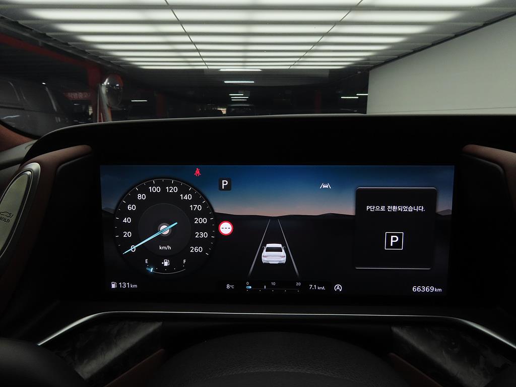 Genesis G90 - Vista 9