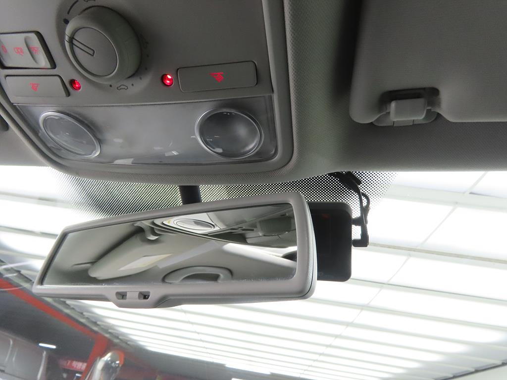 Volkswagen Golf 2013 Plateado - Importación desde Corea - HF Imports Iquique - Foto 13