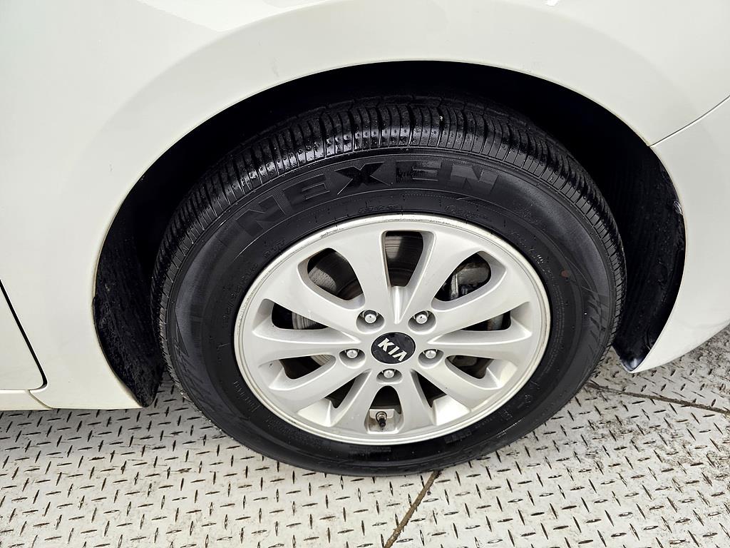 KIA K3 2017 Blanco - Importación desde Corea - HF Imports Iquique - Foto 20