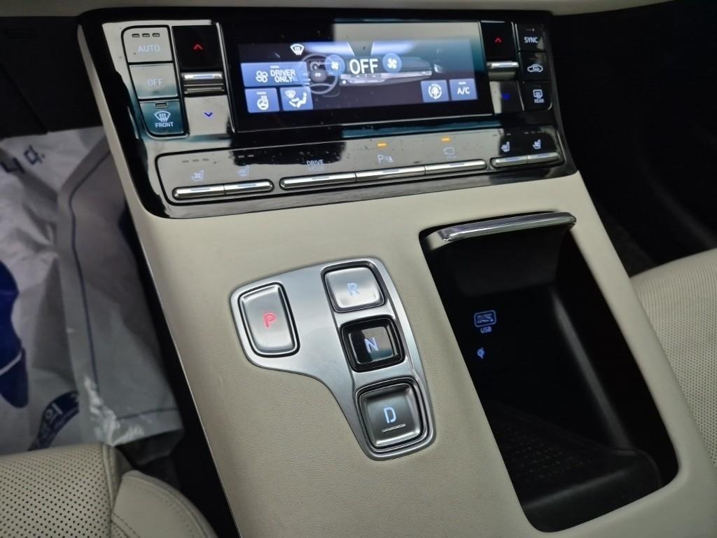 HYUNDAI Grandeur - Vista 8