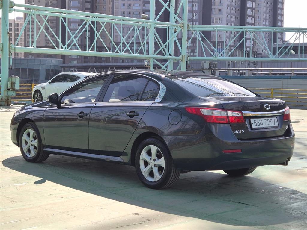 SAMSUNG SM5 - Vista 4