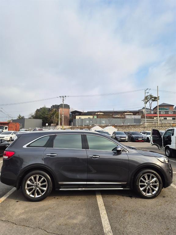 KIA Sorento - Vista 5