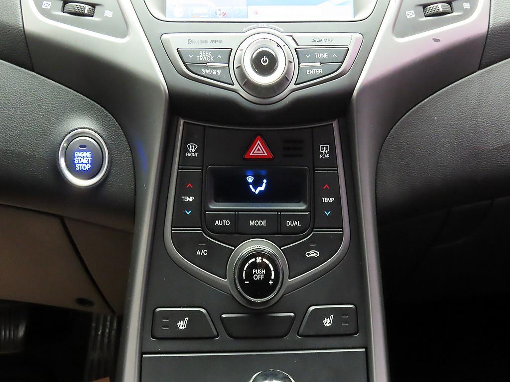 HYUNDAI Avante 2014 Gris - Importación desde Corea - HF Imports Iquique - Foto 16