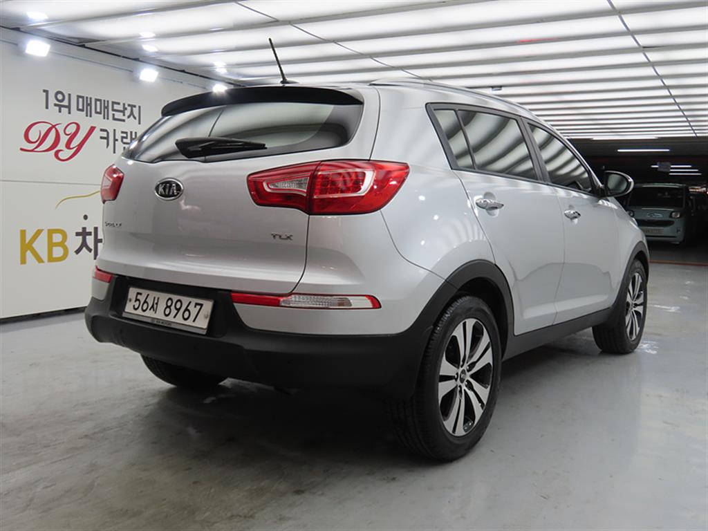 KIA Sportage - Vista 4
