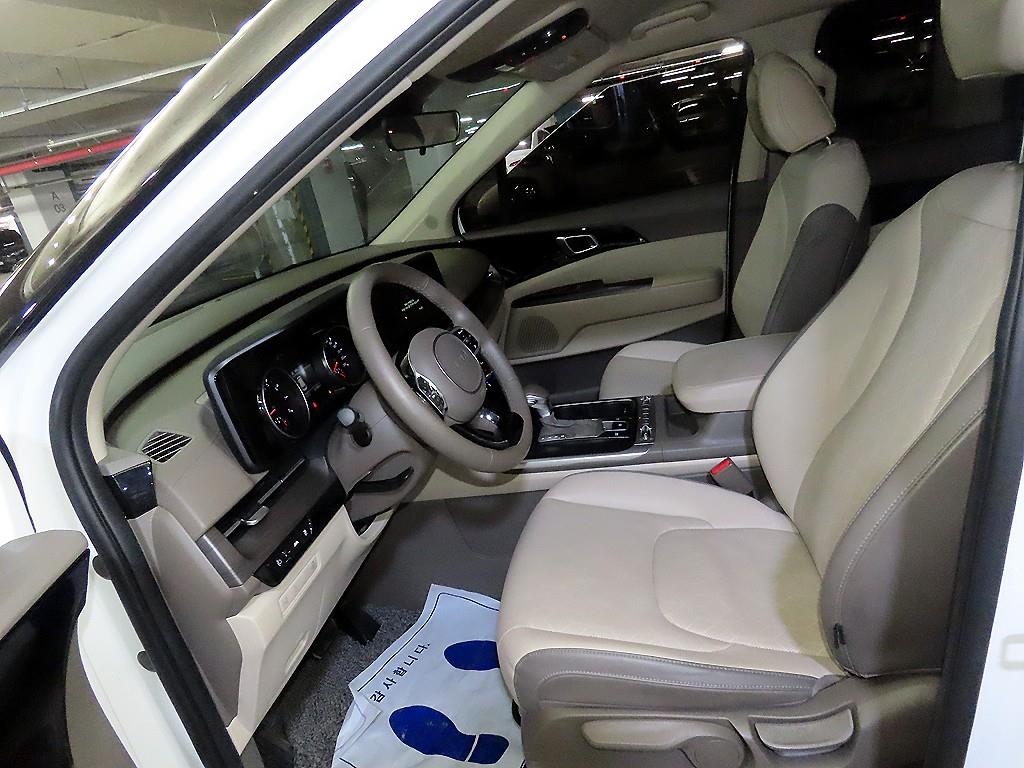 KIA Carnival - Vista 6