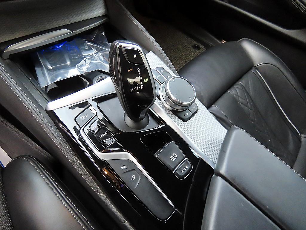 BMW 5 Series - Vista 11