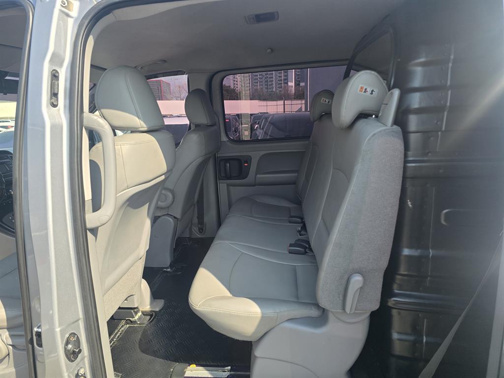 HYUNDAI Starex 2017 Gris - Importación desde Corea - HF Imports Iquique - Foto 17