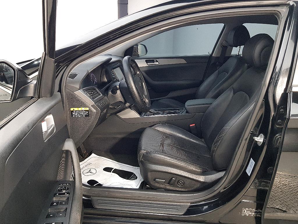 HYUNDAI Sonata - Vista 8