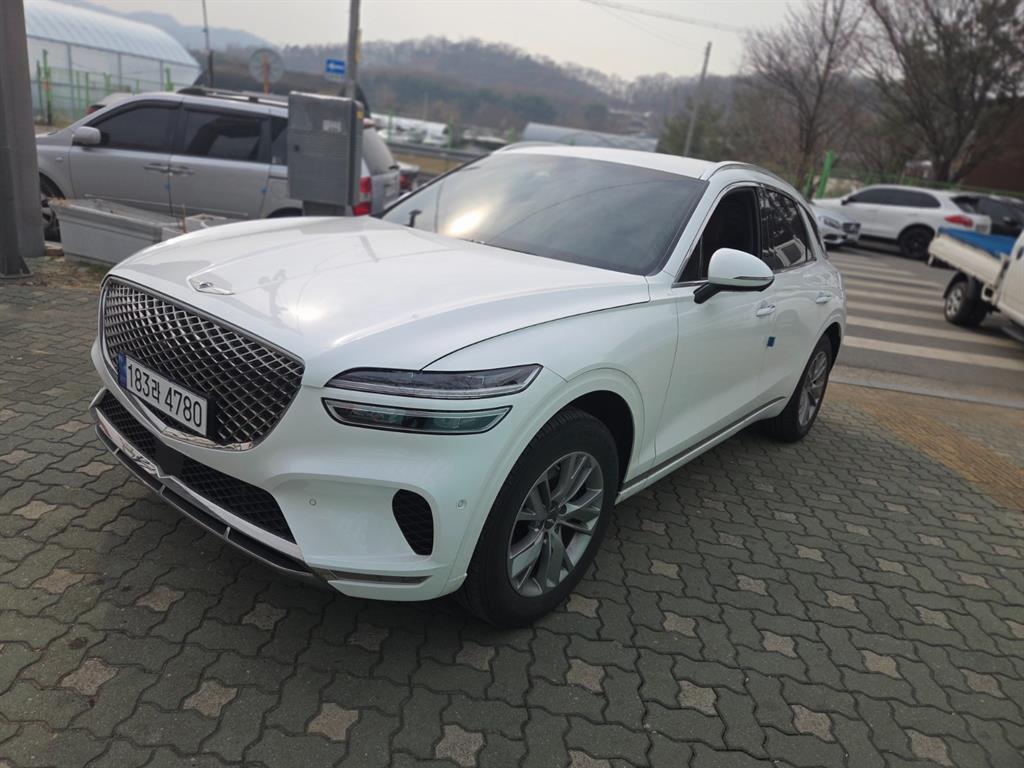 Genesis GV70 - Vista 2