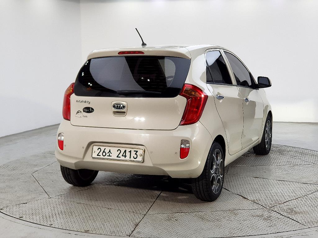 KIA Morning - Vista 4