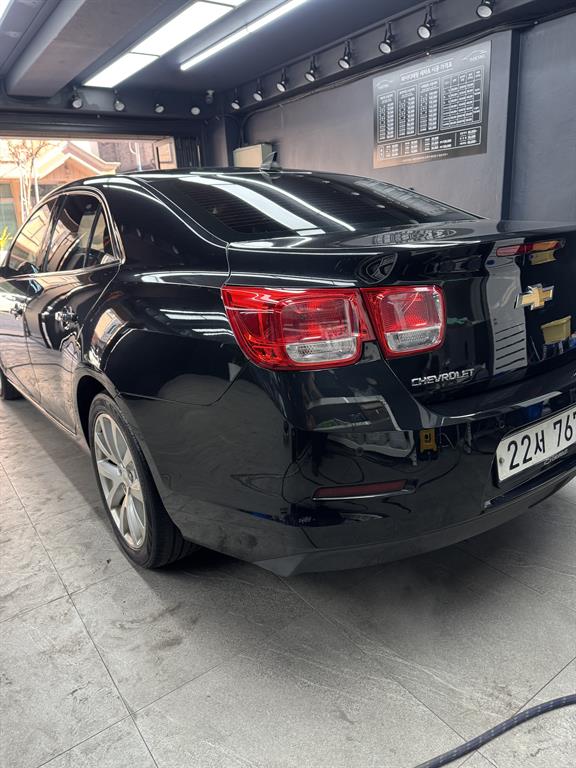 Chevrolet Malibu - Vista 6