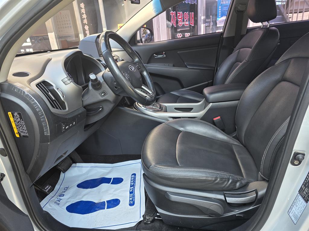 KIA Sportage 2016 Plateado - Importación desde Corea - HF Imports Iquique - Foto 15