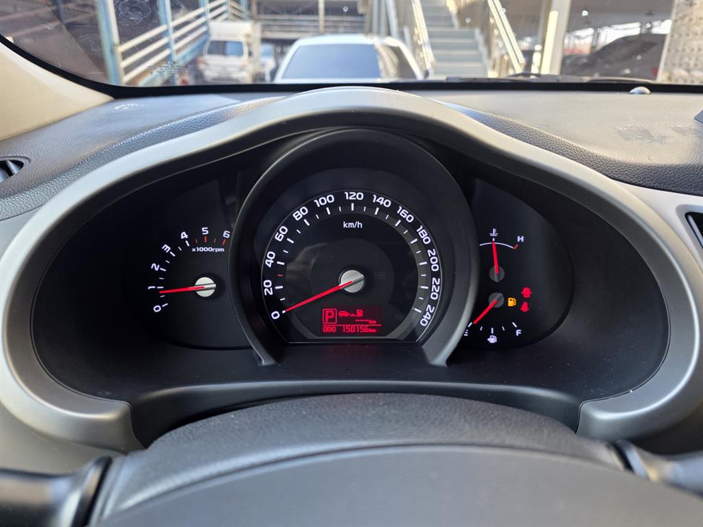 KIA Sportage - Vista 6