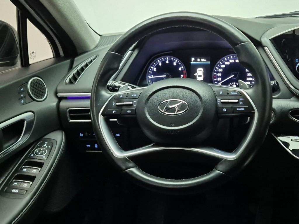 HYUNDAI Sonata - Vista 9