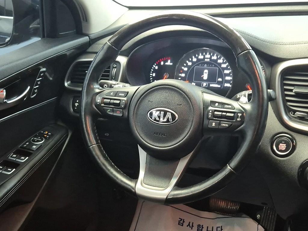 KIA Sorento - Vista 9