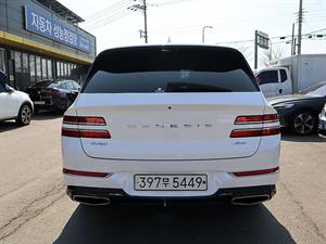 Genesis GV80 - Vista 8