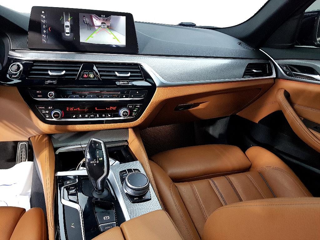 BMW 5 Series - Vista 10