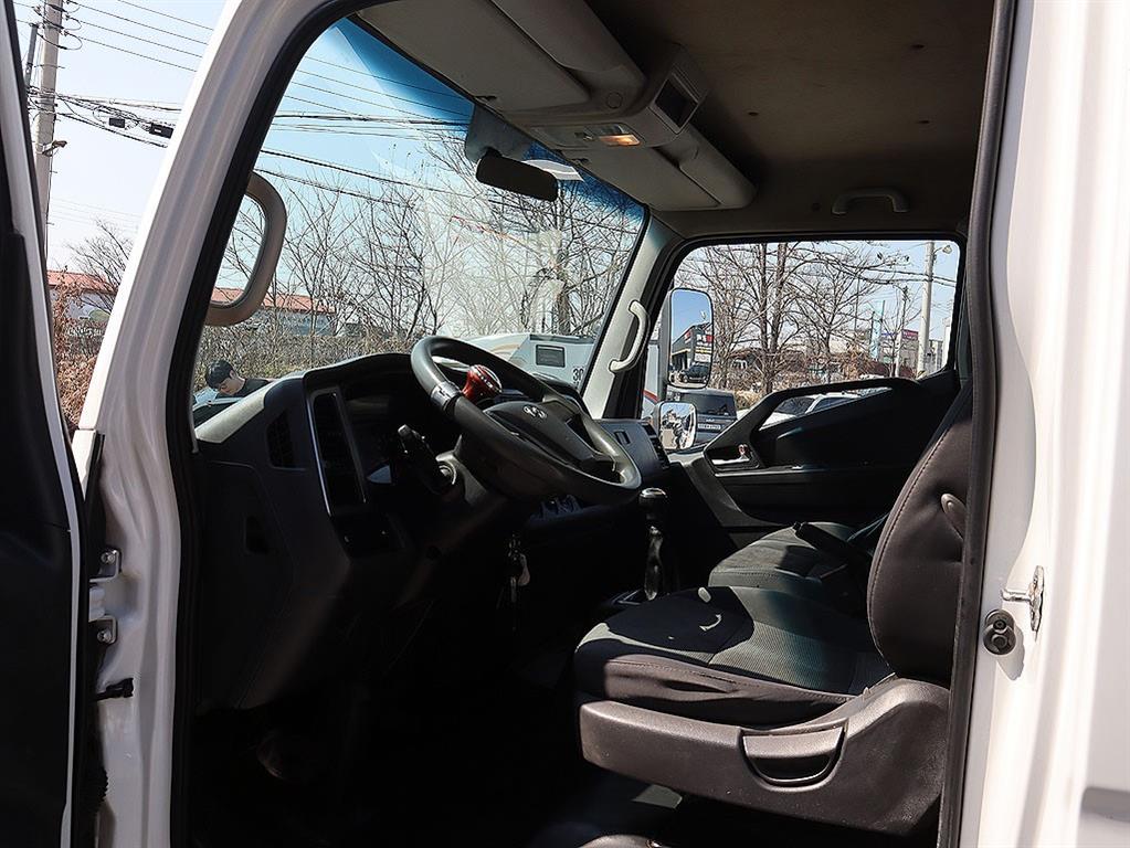 medium and large cargo Cargo - Vista 9