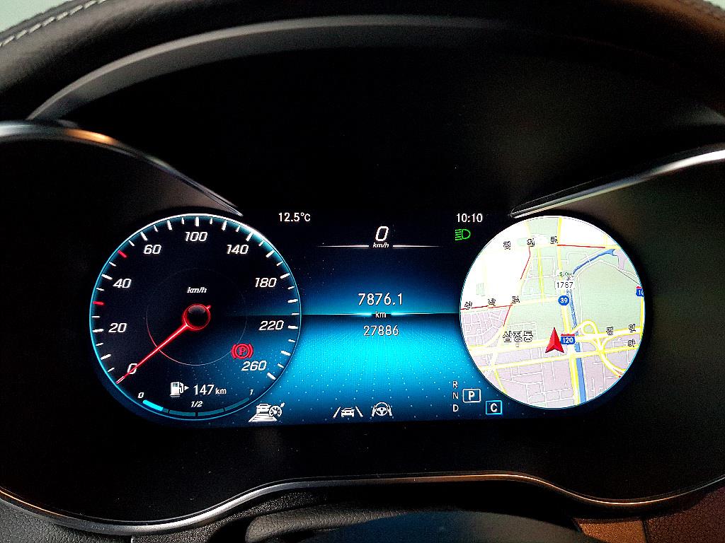 Mercedes Benz GLC Class - Vista 7