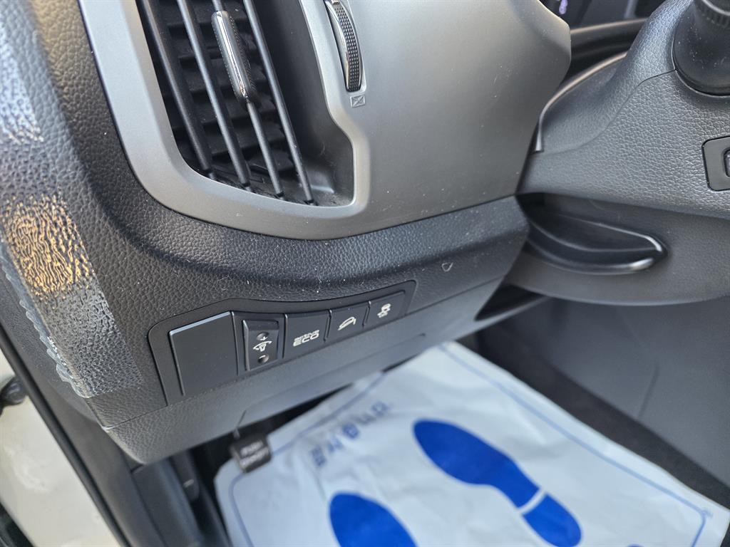 KIA Sportage 2016 Plateado - Importación desde Corea - HF Imports Iquique - Foto 17