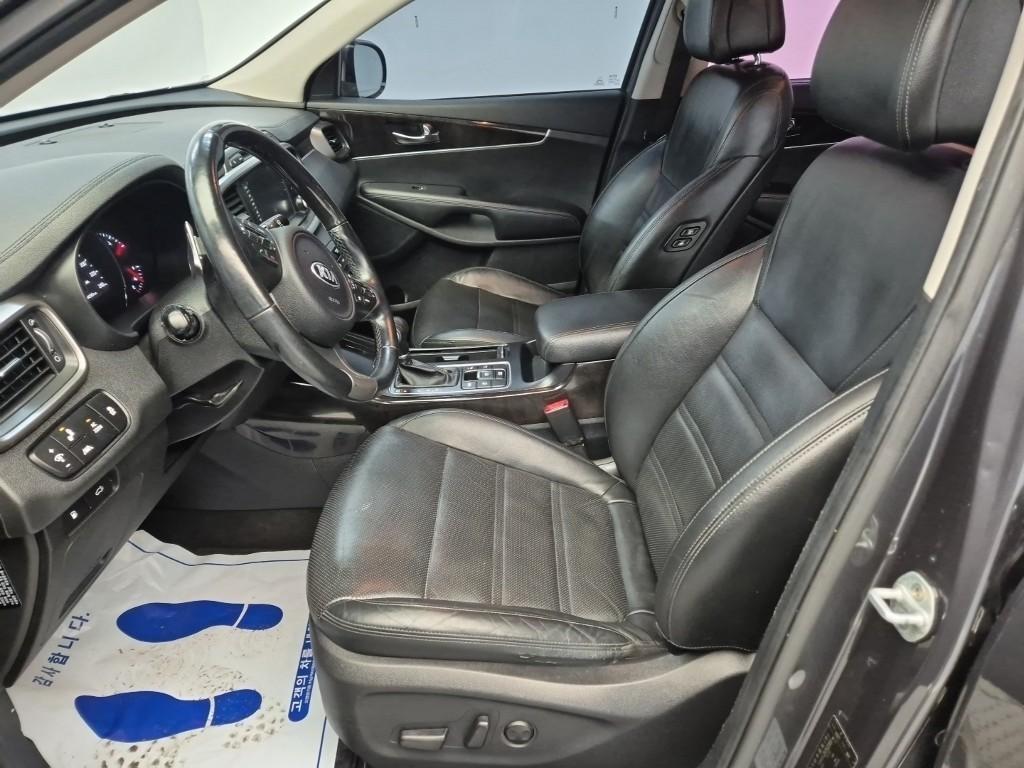 KIA Sorento - Vista 11