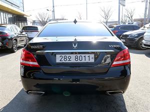 HYUNDAI Equus - Vista 8