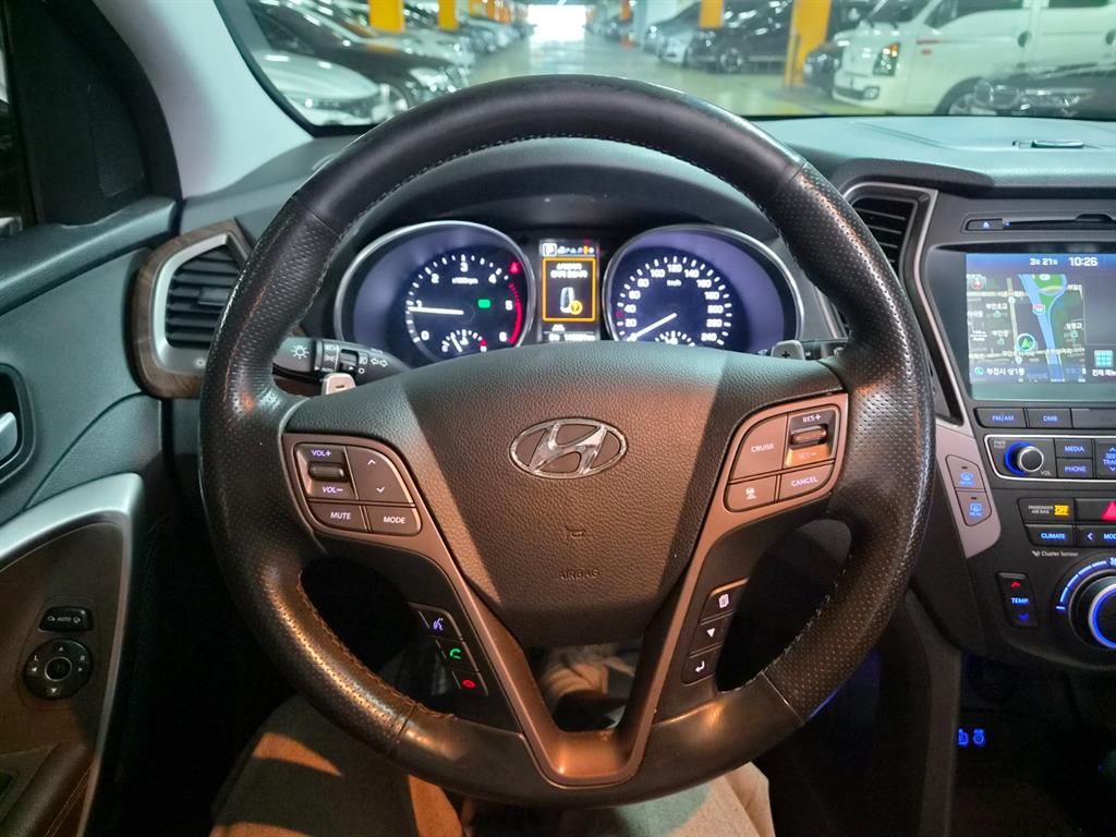 HYUNDAI Santa Fe - Vista 9
