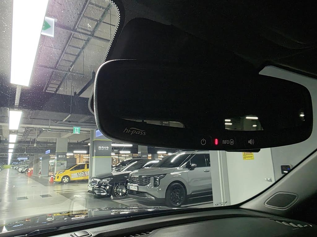 Chevrolet Trail Blazer 2021 Negro - Importación desde Corea - HF Imports Iquique - Foto 18